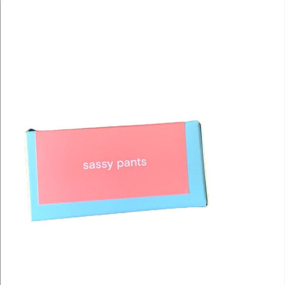 NWT Alleyoop Stack the odds three in one compact in sassy pants - Picture 3 of 4